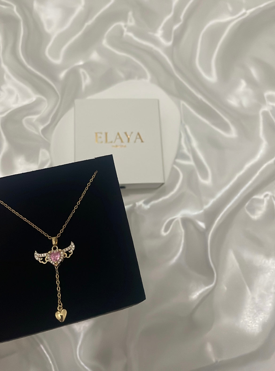 COLLIER AFRA